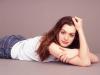 Anne Hathaway 33